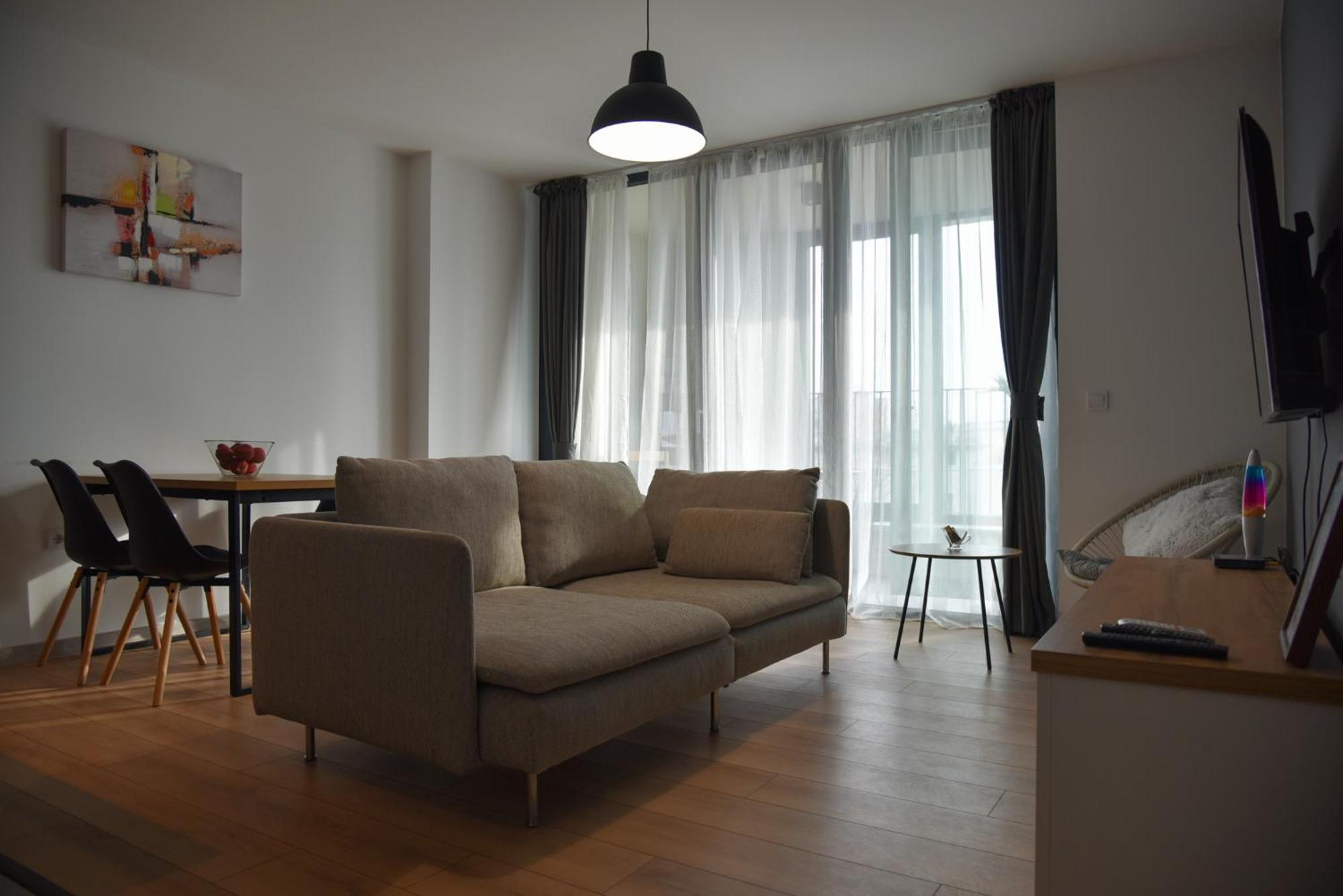 Sunlit Elegance Escape Apartment ヴァルナ エクステリア 写真